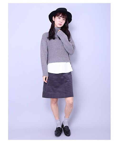 E hyphen world gallery（イーハイフンワールドギャラリー）の「・コールテン台形ひざ丈スカート（スカート・アイボリー/チャコールグレー/ダークレッド/キャメル/ネイビー・F）」の8枚目の写真