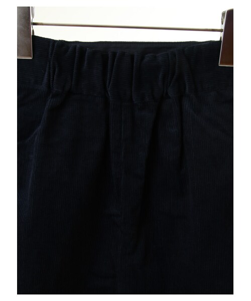 E hyphen world gallery（イーハイフンワールドギャラリー）の「・コールテン台形ひざ丈スカート（スカート・アイボリー/チャコールグレー/ダークレッド/キャメル/ネイビー・F）」の14枚目の写真