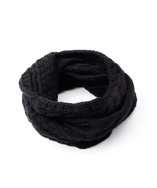 Honeys（ハニーズ）の「３連ケーブル編みスヌード（その他小物・レディース・オフ/クロ/コン/エンジ/グレー・Ｆ）」の3枚目の写真