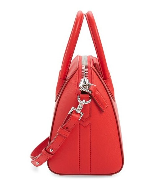 GIVENCHY（ジバンシイ）の「Givenchy 'Mini Antigona' Sugar Leather Satchel（ショルダーバッグ・レディース・Black/Red/Gray・Regular）」の7枚目の写真