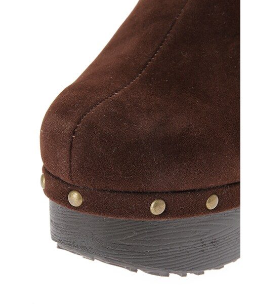 w closet（ダブルクローゼット）の「スタッズサボ（シューズ・レディース・ベージュ/ブラウン/ブラック・M/L）」の8枚目の写真