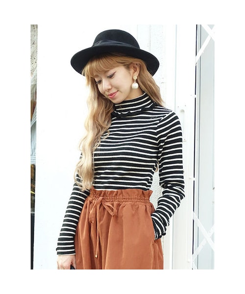 F i.n.t(フィント)の「釦付きリブタートル/F&A(ニット/セーター・レディース・その他)」の1枚目の写真