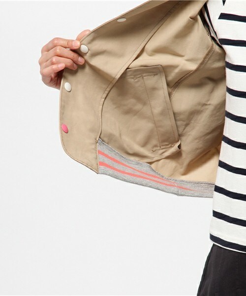 FRAPBOIS（フラボア）の「デリバリー（ブルゾン・レディース・ベージュ/レッド・1/2）」の11枚目の写真