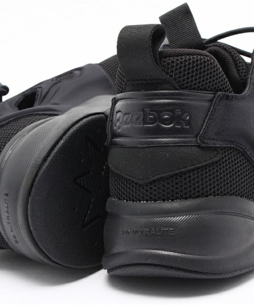 Reebok(リーボック)の「メンズ リーボック クラシック フューリーライト トリプルブラック Reebok FURYLITE V67159(スニーカー・レディース・ブラック・26.5cm/27cm/27.5cm/28cm/23.5cm/24cm/24.5cm)」の9枚目の写真