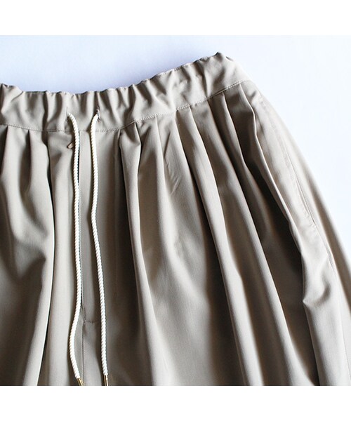 SASQUATCHfabrix.(サスクワァッチファブリックス)の「Balloon Pants(パンツ・Beige・S/M)」の4枚目の写真