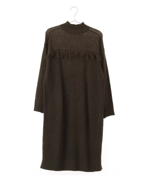 earth music&ecology（アースミュージックアンドエコロジー）の「ハイネックニットワンピース（ワンピース/ドレス・ライトグレー/ブラック/ブラウン/カーキ・F）」の4枚目の写真