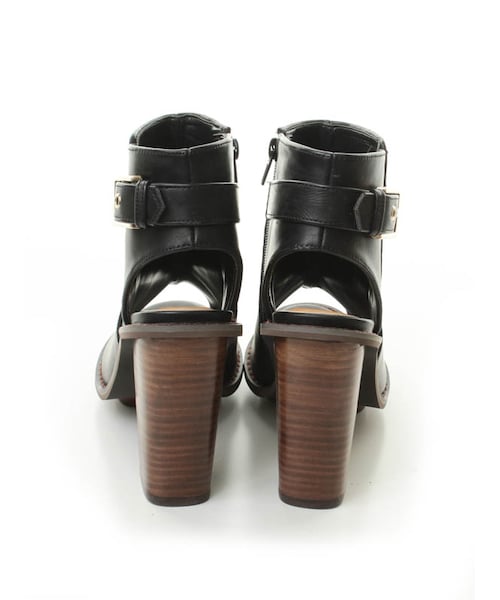 31 Sons de mode（トランテアン　ソン　ドゥ　モード）の「オープントゥショートブーツ（シューズ・レディース・ブラック/キャメル・S/M/L/S/在庫:1/L/在庫:1）」の5枚目の写真