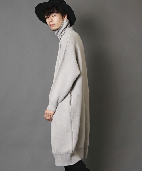 Louches（ルーシュ）の「タートルネックロングニットワンピース（ニット/セーター・メンズ・ブラック/グレー/ベージュ・FREE）」の21枚目の写真