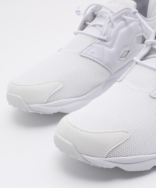 Reebok（リーボック）の「メンズ リーボック クラシック フューリーライト ホワイト Reebok FURYLITE V67158（スニーカー・レディース・ホワイト・26.5cm/27cm/27.5cm/28cm/23.5cm/24cm/24.5cm）」の6枚目の写真