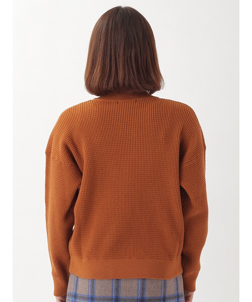 w closet（ダブルクローゼット）の「ワッフルハイネックニット（トップス・レディース・オフホワイト/グレー/Dオレンジ/チャコール・FREE）」の7枚目の写真