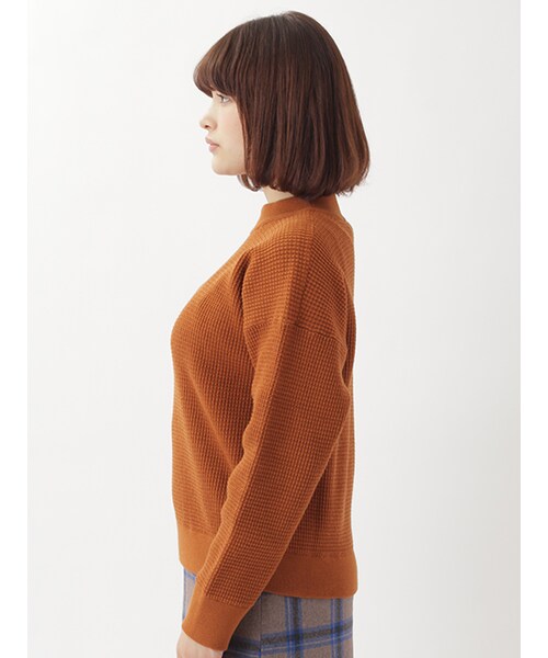 w closet（ダブルクローゼット）の「ワッフルハイネックニット（トップス・レディース・オフホワイト/グレー/Dオレンジ/チャコール・FREE）」の6枚目の写真