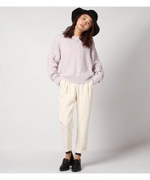 PAGEBOY(ページボーイ)の「グログランテープドロストパンツ(パンツ・レディース・オフホワイト/ブラック/カーキ)」の4枚目の写真