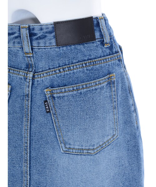 EVRIS（エヴリス）の「デニムハイウエストスカート（スカート・レディース・ホワイト/アイスブルー/インディゴ）」の10枚目の写真