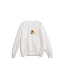 QUEEN SHOP | Made in Korea撞色字母造型 成為衣著吸睛重點簡單的帶出質感品味~透過舒適柔軟的面料達到自在的穿著感受下身百褶裙搭配短襪+布鞋 享受不一樣的混搭風格囉！(トップス)