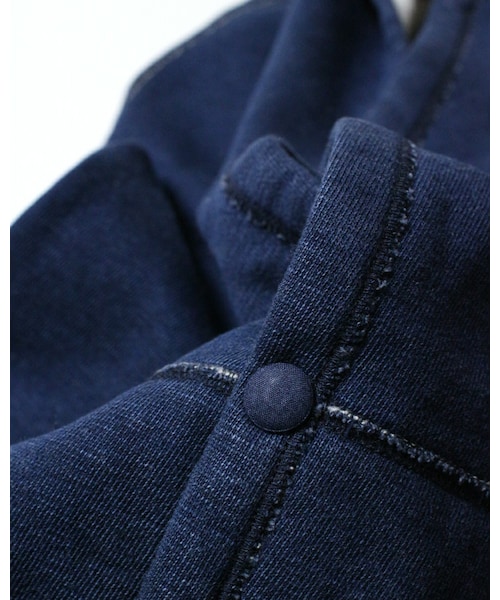 45R（フォーティファイブアール）の「PEANUTSインディゴ裏毛ポンチョ