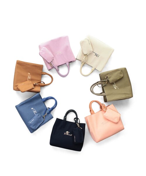 31 Sons de mode（トランテアン　ソン　ドゥ　モード）の「７DAYSBAG（バッグ・レディース・ネイビー/オフホワイト/キャメル/ラベンダー/ピンク/サックスブルー・フリー）」の7枚目の写真