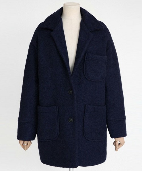 DHOLIC（ディーホリック）の「シングルボタンショート丈ブークレコート（テーラードジャケット・レディース・アイボリー/マスタード/ネイビー・FREE）」の2枚目の写真