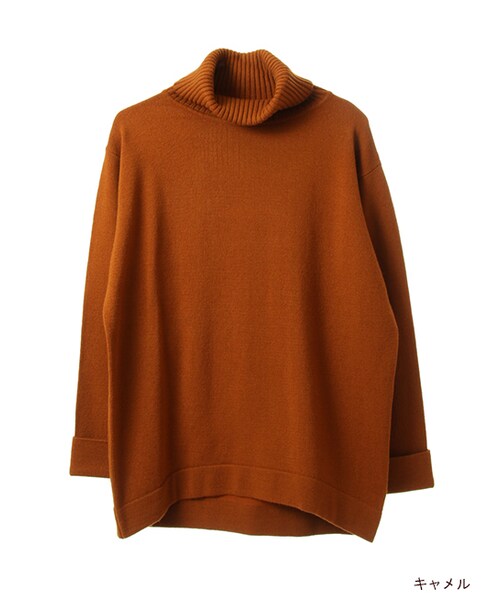 w closet(ダブルクローゼット)の「天竺編みタートルニット(トップス・レディース・オフホワイト/ピンクベージュ/キャメル/グレー/ブラック・FREE)」の4枚目の写真