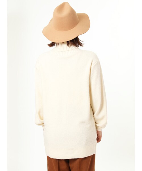 w closet(ダブルクローゼット)の「ブークレオフタートルニット(トップス・レディース・オフホワイト/グレージュ/グレー/ボルドー・FREE)」の7枚目の写真
