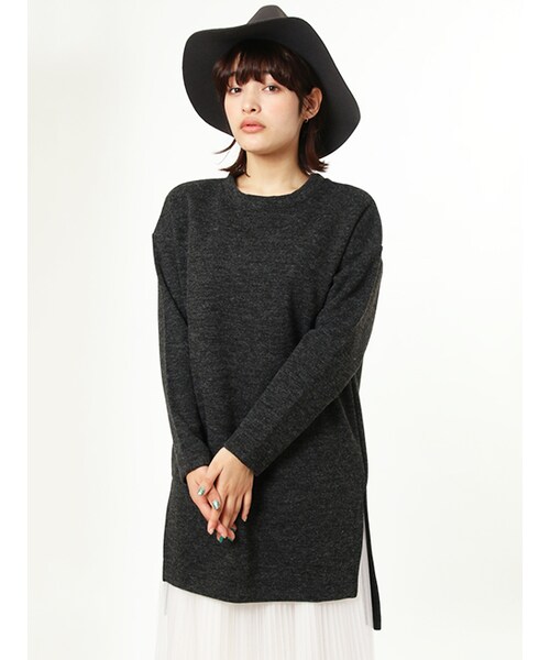 w closet（ダブルクローゼット）の「ニットソースリット入りチュニック（その他・レディース・キャメル/ボルドー/チャコール・FREE）」の4枚目の写真
