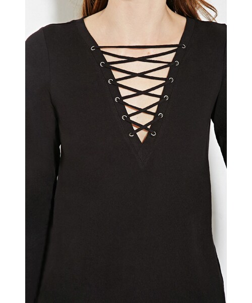 FOREVER 21（フォーエバー トゥエンティーワン）の「レースアップネックトップ（トップス・レディース・BLACK/AMBER・X-Small/Small/Medium/Large）」の5枚目の写真