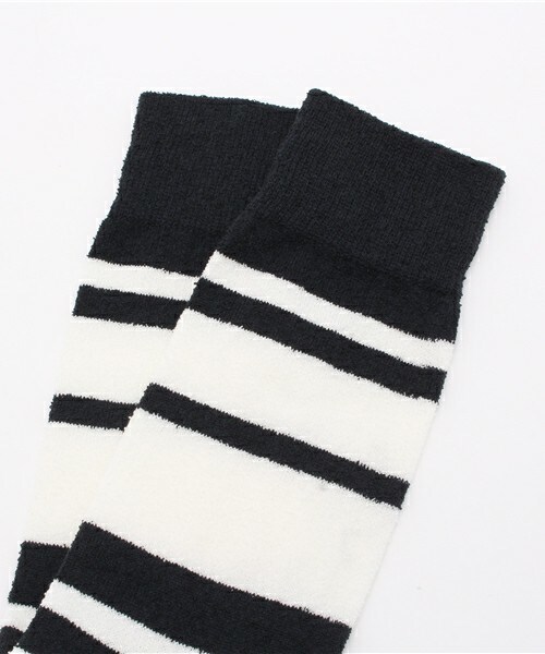 glory crew(グローリークルー)の「ブークレボーダー柄ソックス【サイズフリー:25.0cm~27.0cm】(ソックス/靴下・メンズ・ブラック/グレー・FREE)」の4枚目の写真