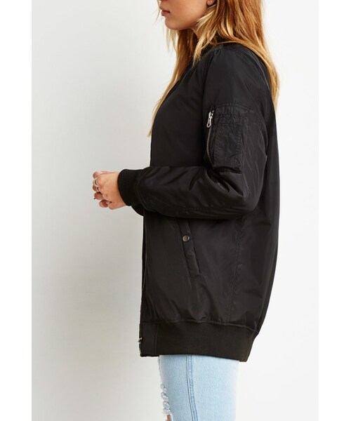 FOREVER 21（フォーエバー トゥエンティーワン）の「クラシックボンバージャケット（ジャケット/アウター・レディース・BLACK・Small/Medium/Large）」の2枚目の写真