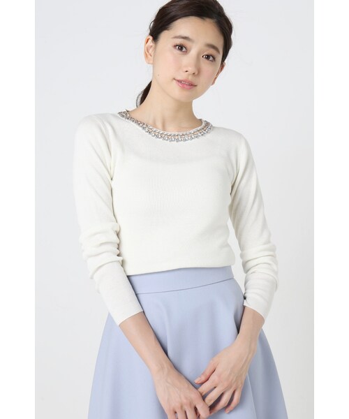 La TOTALITE(ラトータリテ)の「ネックビジューソウバリプルオーバー(トップス・ブラック/グレーA/ホワイト/ベージュ・フリー)」の2枚目の写真
