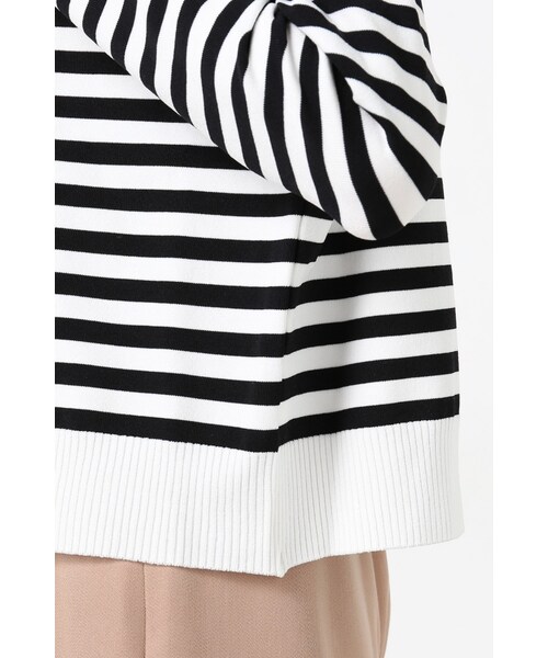 La TOTALITE（ラトータリテ）の「サトウサンコラボ コンパクトボーダープルオーバー（トップス・グレー/ホワイト/ネイビー・フリー）」の14枚目の写真