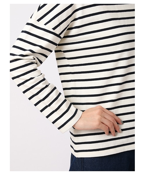 earth music&ecology（アースミュージックアンドエコロジー）の「【Special Price】＜もっと大きなサイズ＞ボーダードロップスリーブカットプルオーバー（トップス・アイボリー/レッド/キャメル/グリーン・13/17）」の9枚目の写真