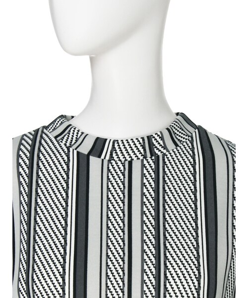 EMODA（エモダ）の「CHOOSE DROP SLEEVEトップス（トップス・レディース・グレー/ブラック/ベージュ/ライトミックス・F）」の8枚目の写真