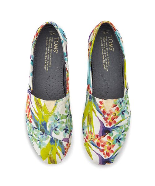 TOMS（トムス）の「TOMS Women's Seasonal Classics (White Birds of Paradise) White Birds of Paradise（シューズ・レディース・ホワイト系その他1・22.5cm/23.0cm/23.5cm/24.0cm/24.5cm/25.0cm）」の2枚目の写真