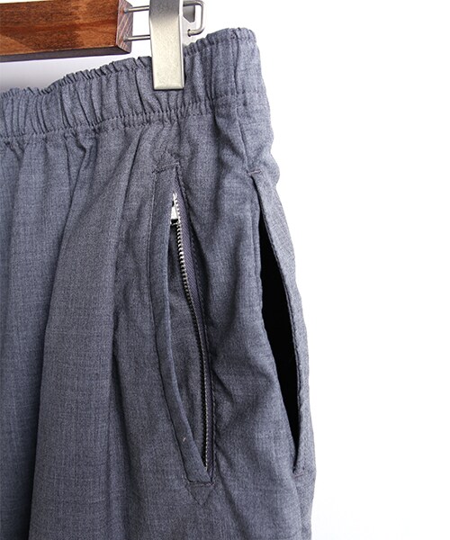 Engineered Garments(エンジニアードガーメンツ)の「【予約商品】BALLOON PANT -TROPICAL WOOL-(パンツ・メンズ・グレー/ネイビー・S/M)」の19枚目の写真