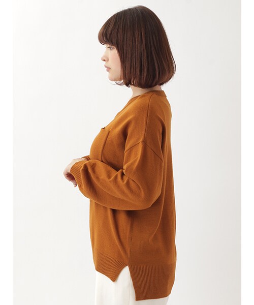 w closet（ダブルクローゼット）の「ポケ付きVネックニット（トップス・レディース・キャメル/カーキ/グレー/ブラック・FREE）」の6枚目の写真