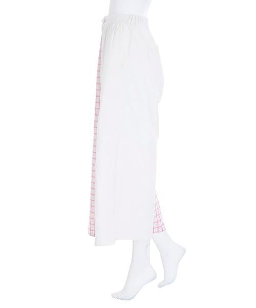 merry jenny（メリージェニー）の「はんぶんこワイドパンツ（パンツ・レディース・オフホワイト/ネイビー/ベージュ・F）」の7枚目の写真