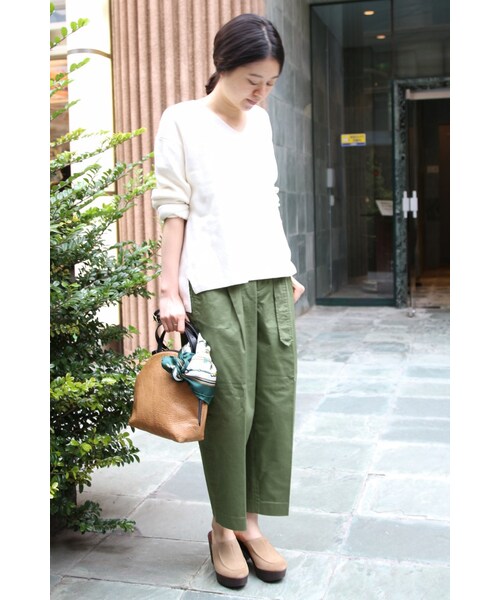 JOURNAL STANDARD relume（ジャーナルスタンダード　レリューム）の「《予約》チノストレッチ ベルト付きワイドパンツ◆（パンツ・ベージュ/カーキ/ネイビー・36/38）」の8枚目の写真