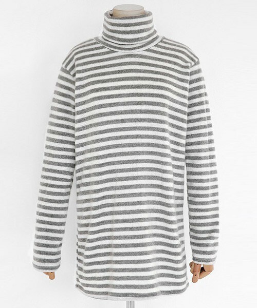 DHOLIC（ディーホリック）の「ボーダー柄タートルネックミディアム丈プルオーバー（Tシャツ/カットソー・レディース・ネイビー/グレー/ワイン・FREE）」の2枚目の写真