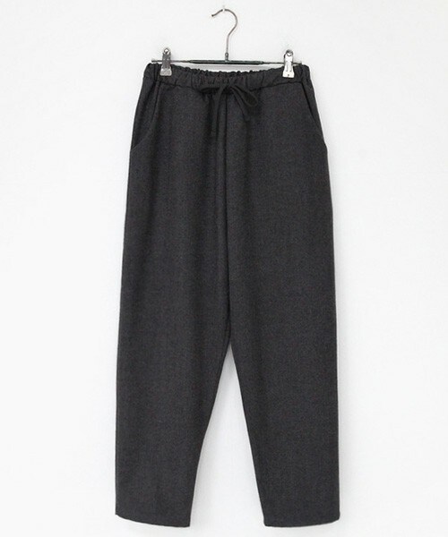 DHOLIC(ディーホリック)の「3COLORウエストゴムクロップドパンツ(その他パンツ・レディース・カーキ/ディープグレー/ブラック・S/M)」の3枚目の写真