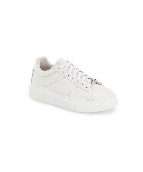 TOPSHOP（トップショップ）の「Topshop 'Toulouse' Sneaker (Women)（スニーカー・レディース・Black/White・Regular 10.5US / 41EU/Regular 5.5US / 36EU/Regular 6.5US / 37EU/Regular 7.5US / 38EU/Regular 8.5US / 39EU/Regular 9.5US / 40EU）」の2枚目の写真