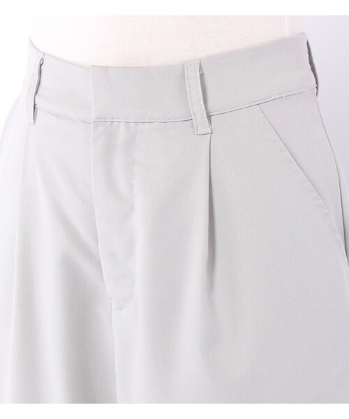 PAGEBOY（ページボーイ）の「アンクル丈タックワイドパンツ（パンツ・レディース・グレー/ブラック/ネイビー）」の6枚目の写真