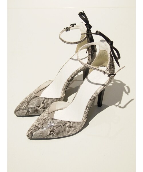 GYDA（ジェイダ）の「BACKレースUPパンプス（シューズ・レディース・オフホワイト/ブラック/ベージュ/ミックス）」の5枚目の写真