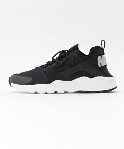 NIKE SPORTSWEAR（ナイキスポーツウェアー）の「ウィメンズ ナイキ エアハラチ ラン ウルトラ NIKE WMNS AIR HUARACHE RUN ULTRA 819151-001（スニーカー・レディース・ブラック・23cm/23.5cm/24cm/24.5cm）」の2枚目の写真