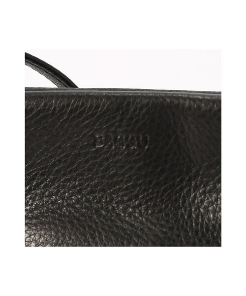 La TOTALITE（ラトータリテ）の「BAGGU レザーポシェット（バッグ・ブラック/キャメル/シルバー・フリー）」の11枚目の写真