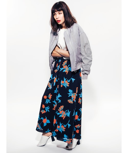 MURUA（ムルーア）の「【CASUAL】W ZIPブルゾン（ジャケット/アウター・レディース・ホワイト/グレー/ブラック・S/M）」の5枚目の写真