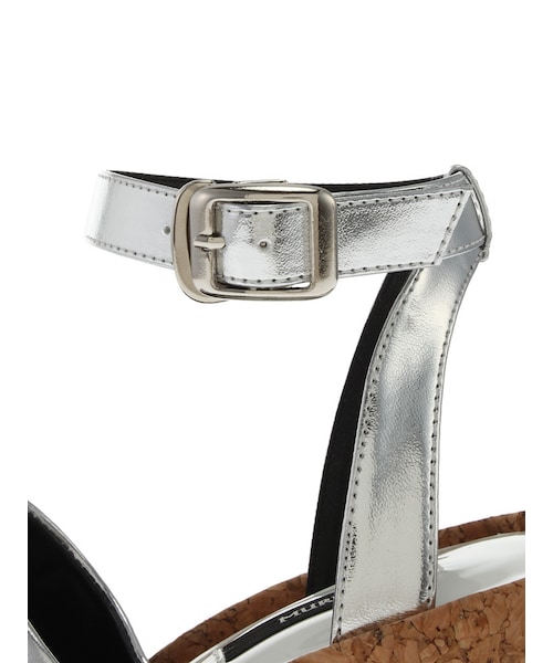 MURUA（ムルーア）の「【SHOES】Deepカバーサンダル（シューズ・レディース・ホワイト/ブラック/シルバー・35/36/37）」の12枚目の写真