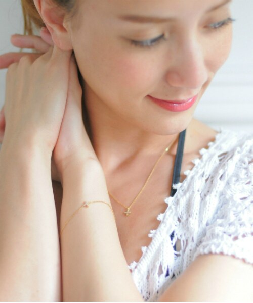 two ply(トゥープライ)の「トゥー プライ 192 グリーク クロス ダイヤモンド ネックレス(ネックレス・レディース・ゴールド・40cm)」の8枚目の写真