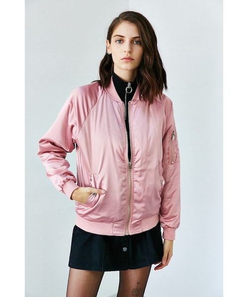 UNIF（ユニフ）の「UNIF X UO Satin Bomber Jacket（）」 - WEAR