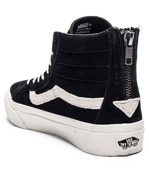 VANS(バンズ)の「Vans SK8-Hi Slim Zip Sneaker(スニーカー・レディース・Black・6/6.5/7.5/8/8.5/9/9.5/10)」の6枚目の写真