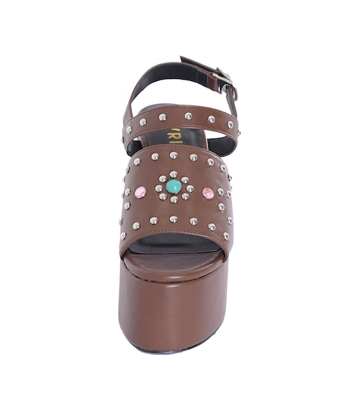 EVRIS（エヴリス）の「スタッズ厚底サンダル（シューズ・レディース・ホワイト/ブラック/ブラウン(WEB限定)）」の8枚目の写真
