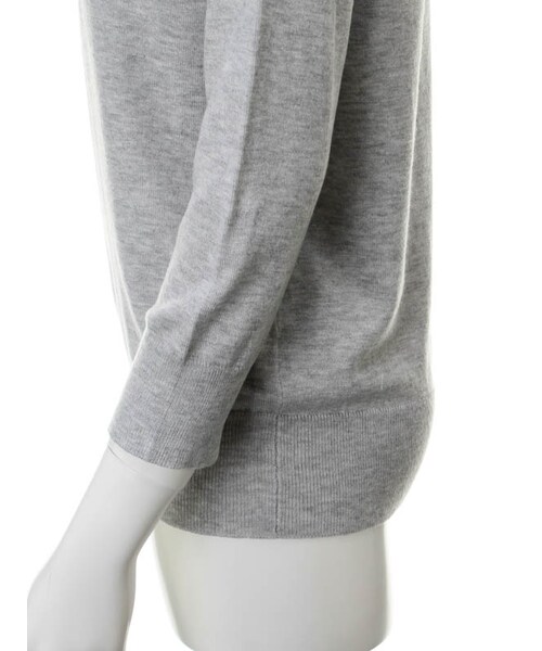 31 Sons de mode（トランテアン　ソン　ドゥ　モード）の「12GレーヨンストレッチＶネックプルオーバー7分袖（トップス・レディース・ラベンダー/ベージュ/オフホワイト/ライトグレー・36）」の9枚目の写真